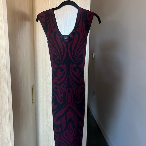 Torn by Ronny Kobo red and black Baroque Jacquard midi dress - Picture 2 of 3